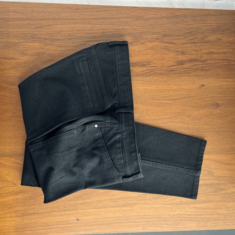 Black So Slimming Jegging Capris by Chico's